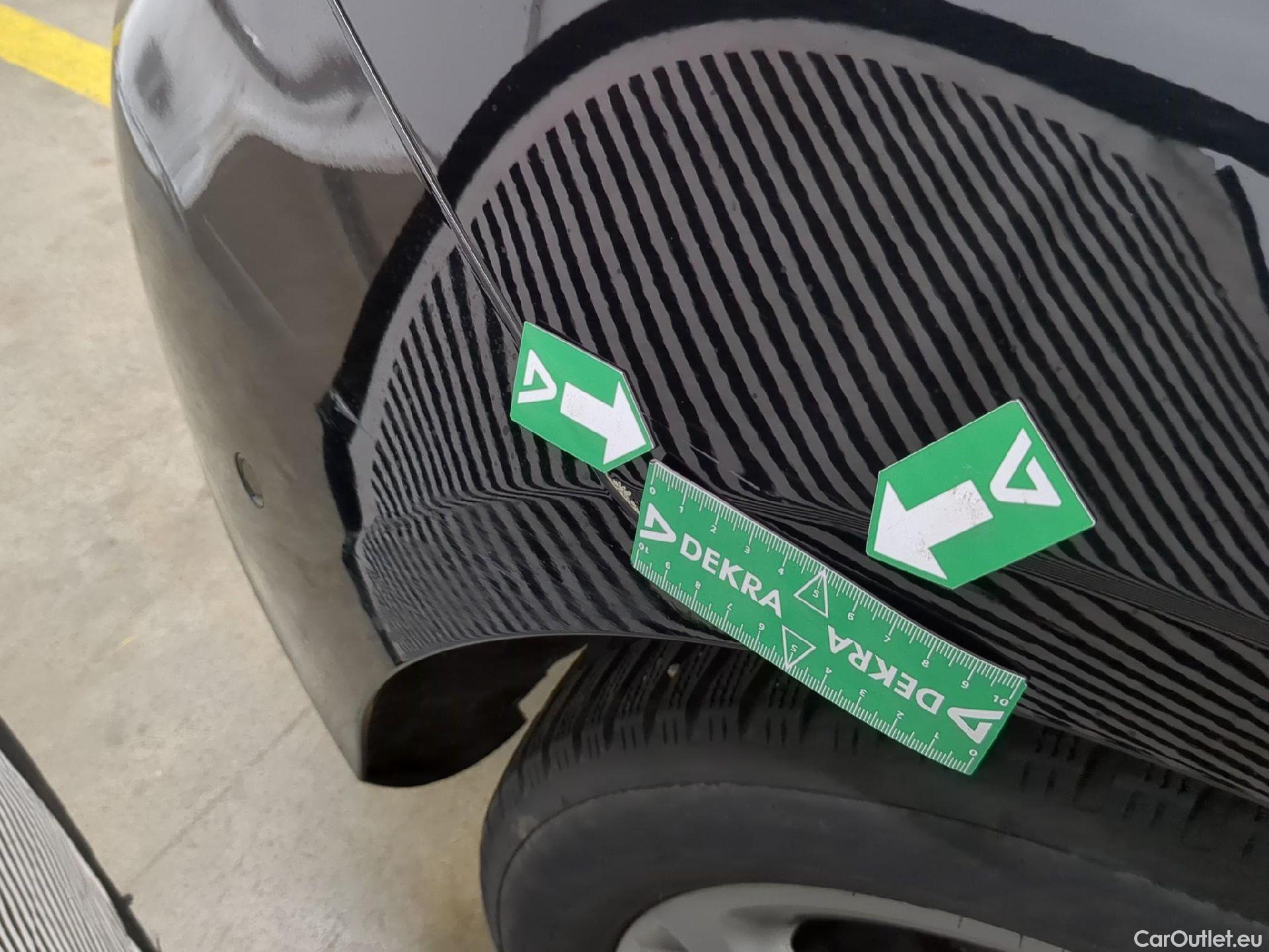  Mercedes  A-Klasse MERCEDES-BENZ Classe A 5p Berline A 180 d Business Line 7G-DCT #14