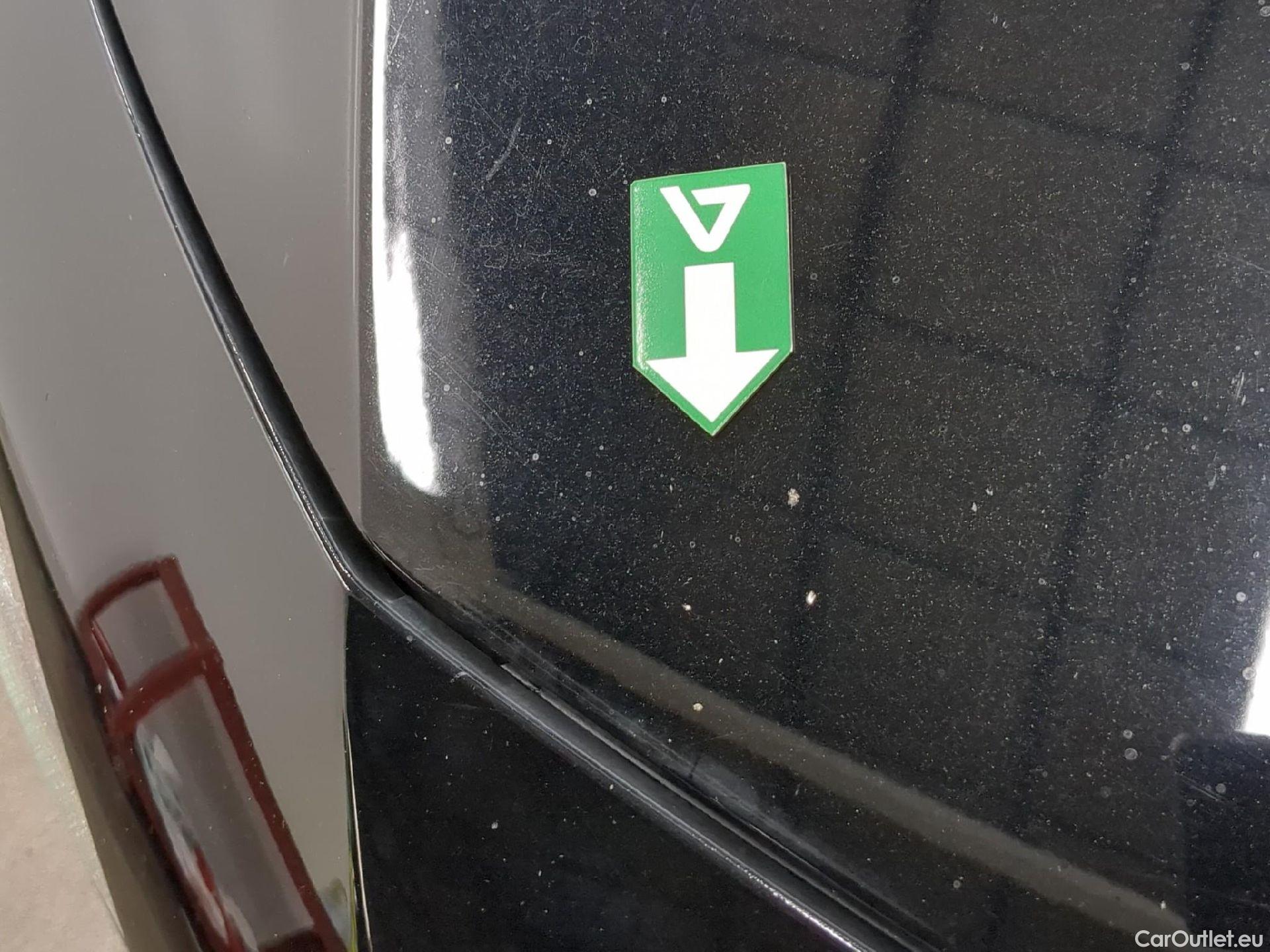  Mercedes  A-Klasse MERCEDES-BENZ Classe A 5p Berline A 180 d Business Line 7G-DCT #29