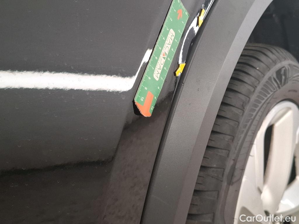  Citroen  C5 Aircross CITROEN  / 2022 / 5P / SUV PureTech 130 S&S EAT8 Feel #11