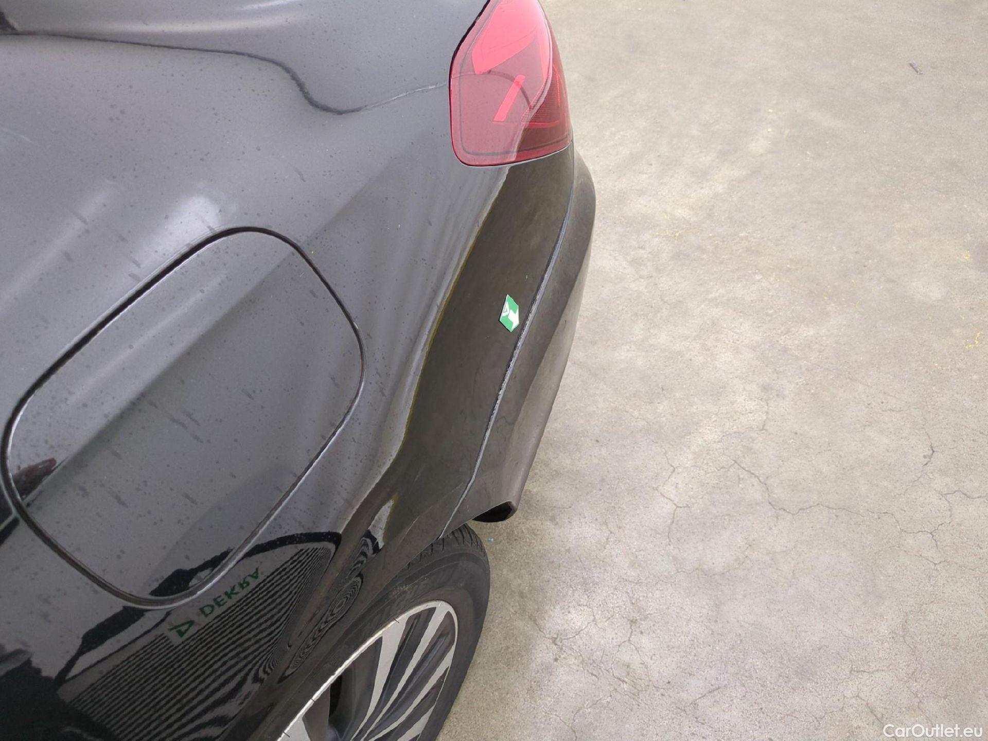  Mercedes  A-Klasse MERCEDES-BENZ Classe A Berline / 2018 / 4P / Berline A 200 d Business Line 8G-DCT #59
