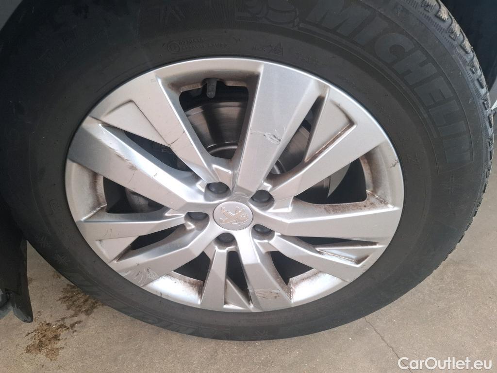  Peugeot  5008  Active Business 1.5 HDi 130CV BVA8 E6d #24