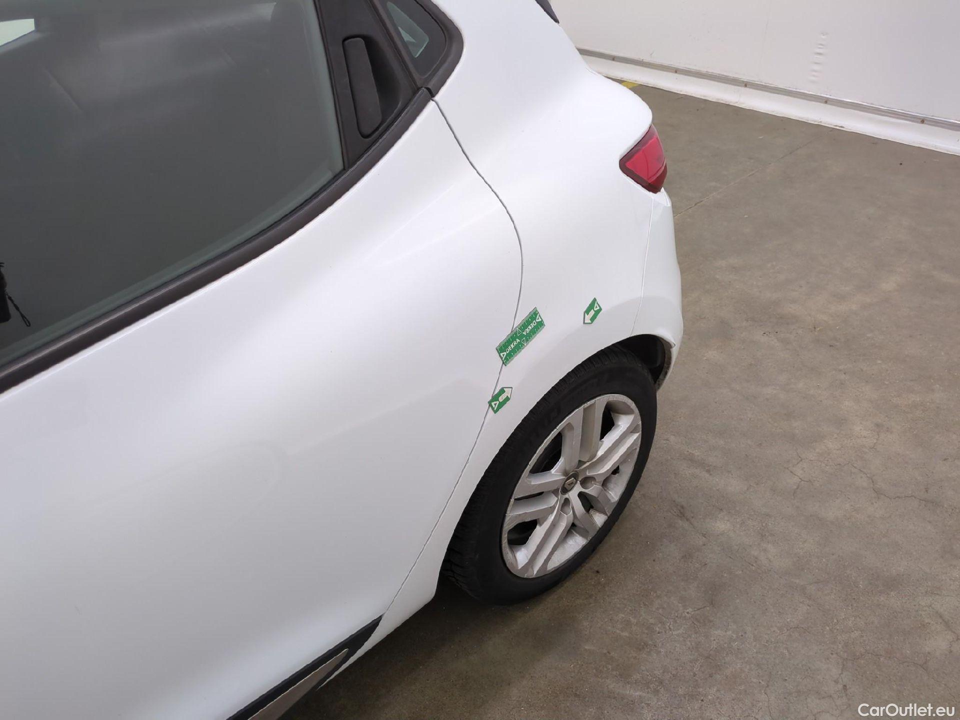  Renault  Clio RENAULT  / 2016 / 5P / Berline &Business TCe 90 #55