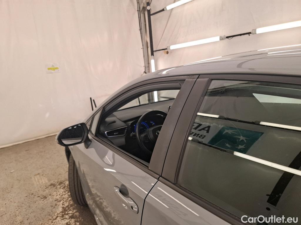  Toyota  Corolla TOYOTA  / 2018 / 5P / Berline Hybride 122h Dynamic Business Beyond Zer #36
