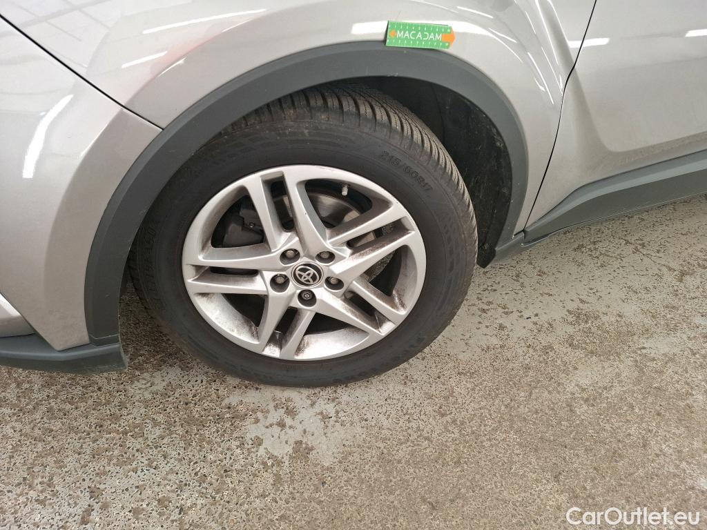  Toyota  C-HR TOYOTA  / 2016 / 5P / SUV 2.0 Hybride 184 Dynamic Business Beyond #69