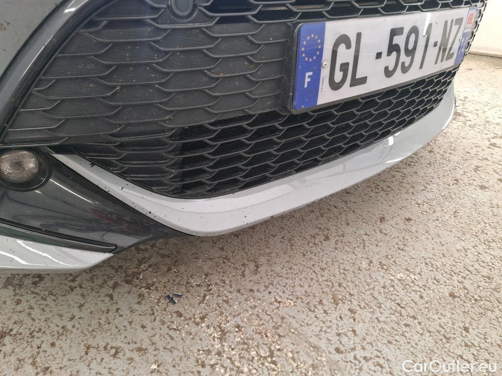  Toyota  Corolla TOYOTA  / 2018 / 5P / Berline Hybride 122h Dynamic Business Beyond Zer #40