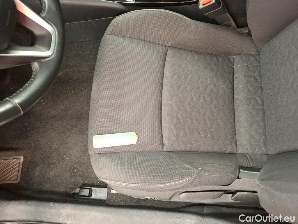  Toyota  Corolla TOYOTA  / 2018 / 5P / Berline Hybride 184h Dynamic Business Beyond Zer #9