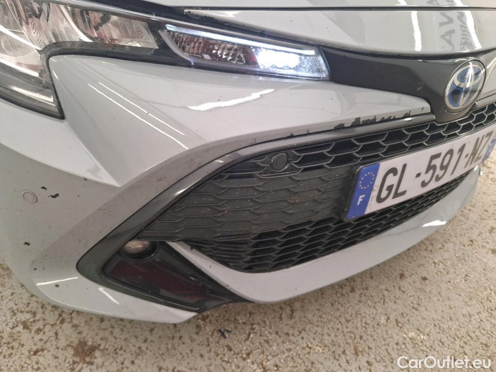  Toyota  Corolla TOYOTA  / 2018 / 5P / Berline Hybride 122h Dynamic Business Beyond Zer #65
