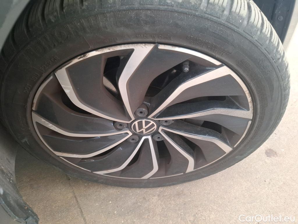  Volkswagen  Golf  VIII Berline Style 1st 2.0 TDI 150CV BVA7 E6dT #41