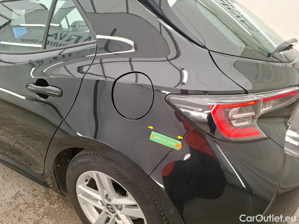  Toyota  Corolla TOYOTA  / 2018 / 5P / Berline Hybride 184h Dynamic Business Beyond Zer #48