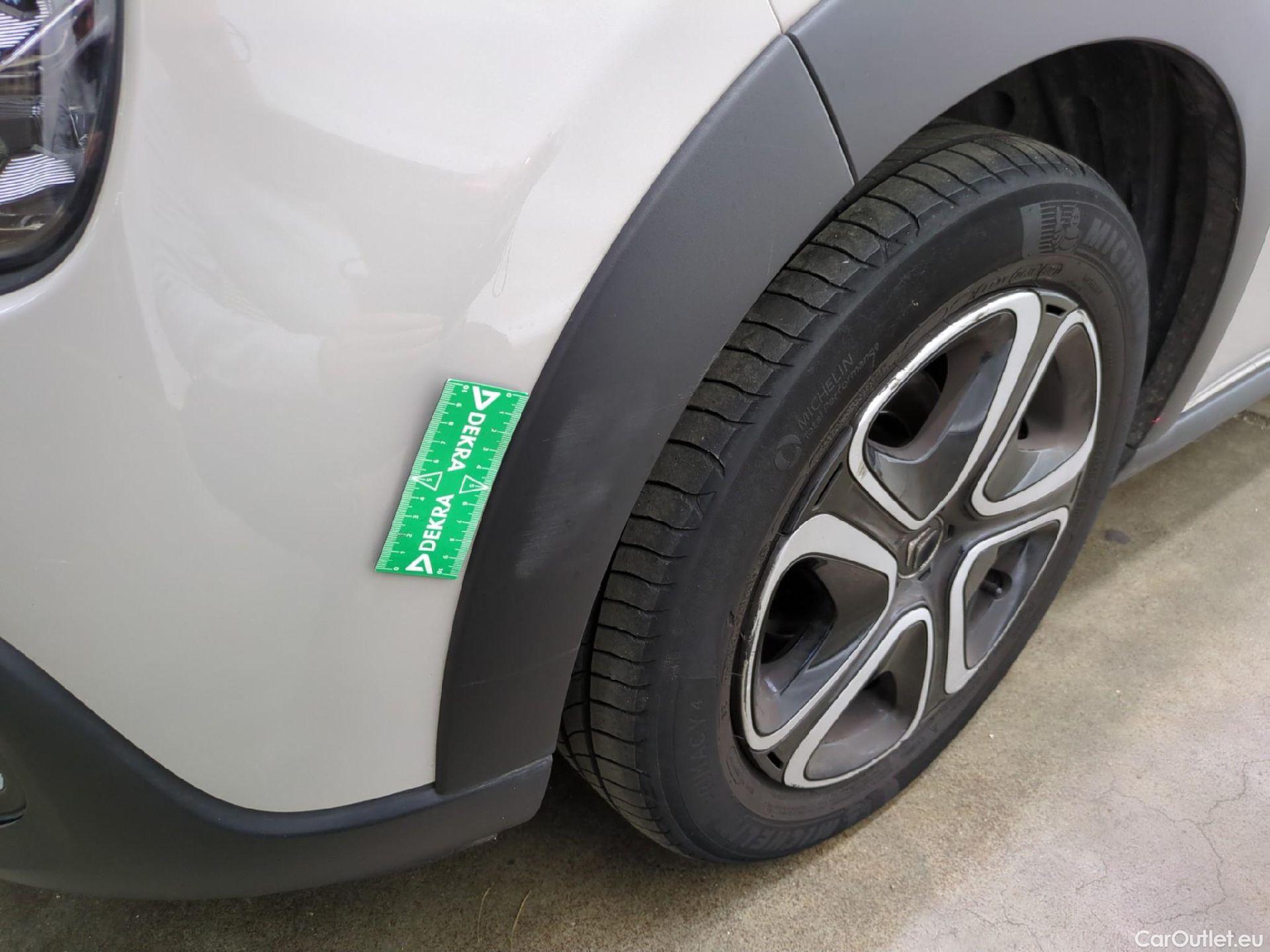 Citroen  C3  Feel Pack 1.2 PureTech 80CV BVM5 E6d #34