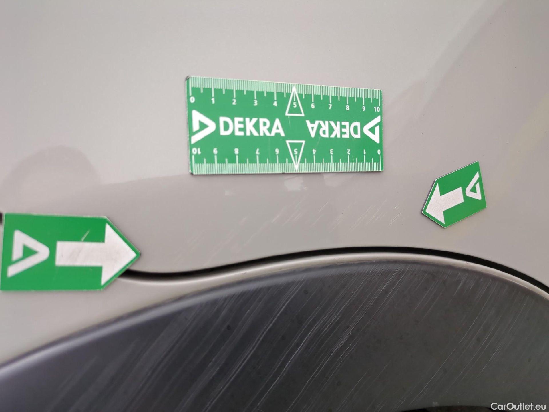  Citroen  C3  Feel Pack 1.2 PureTech 80CV BVM5 E6d #23
