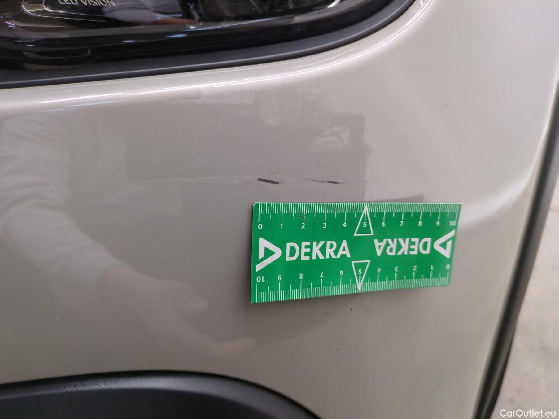  Citroen  C3  Feel Pack 1.2 PureTech 80CV BVM5 E6d #33
