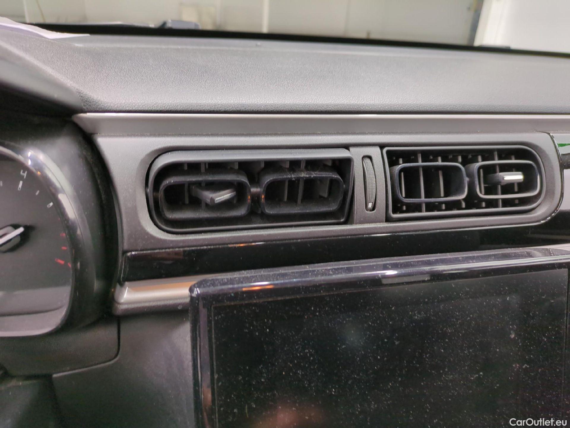  Citroen  C3  Feel Pack 1.2 PureTech 80CV BVM5 E6d #1
