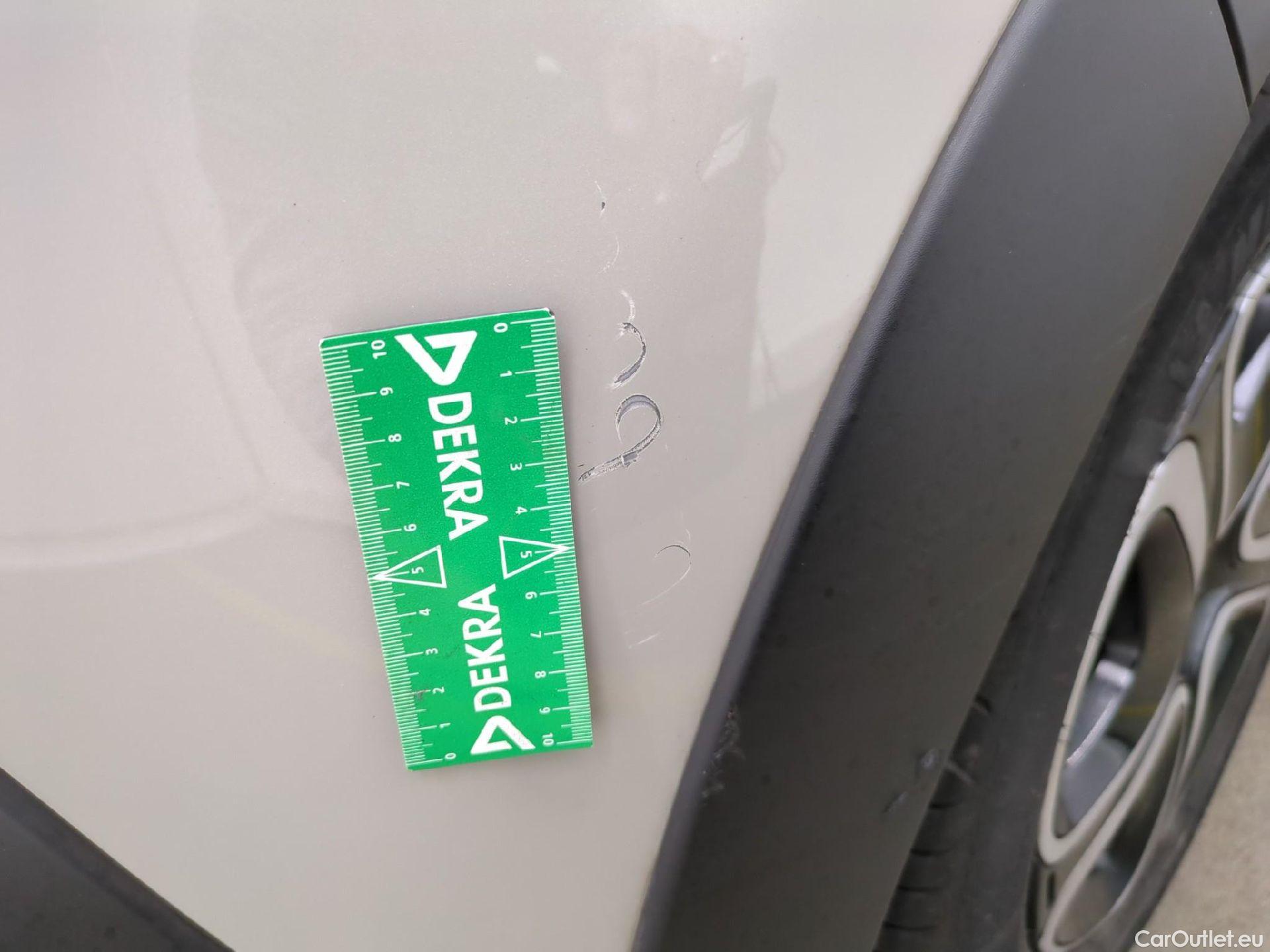  Citroen  C3  Feel Pack 1.2 PureTech 80CV BVM5 E6d #53