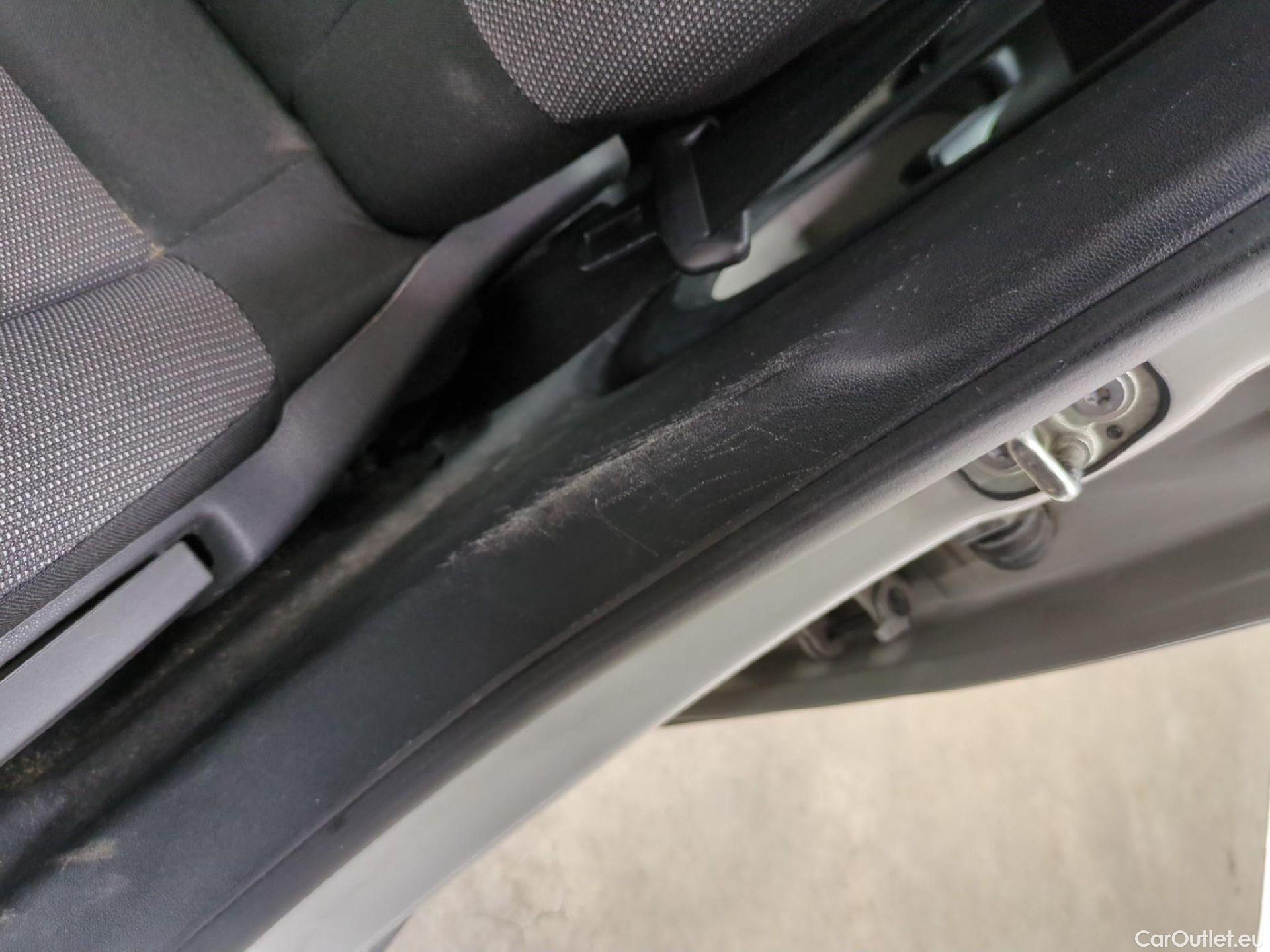  Citroen  C3  Feel Pack 1.2 PureTech 80CV BVM5 E6d #5