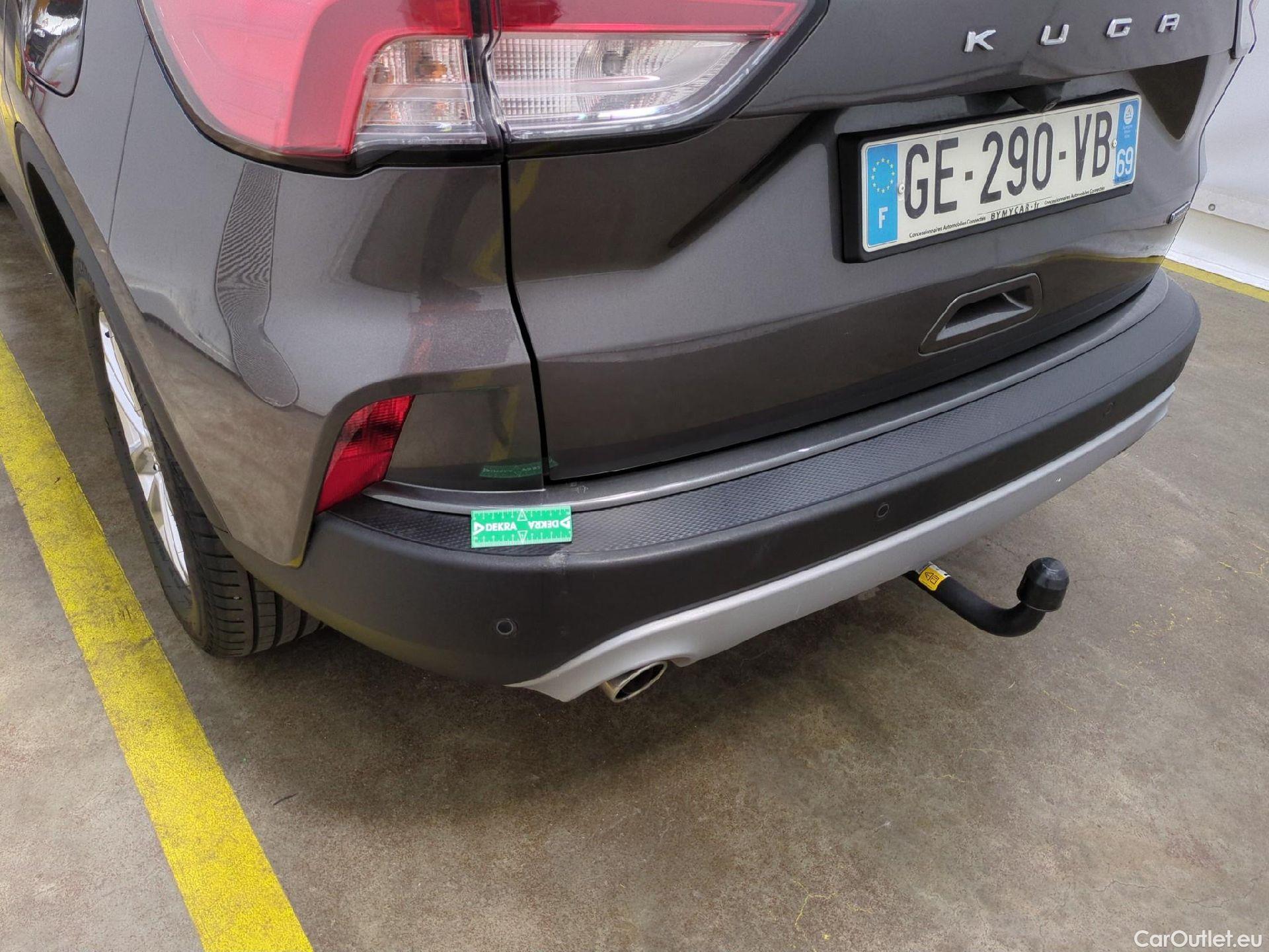  Ford  Kuga FORD  / 2019 / 5P / SUV 2.5 Dur 225 hybrid PHEV Pshift Titanium #17