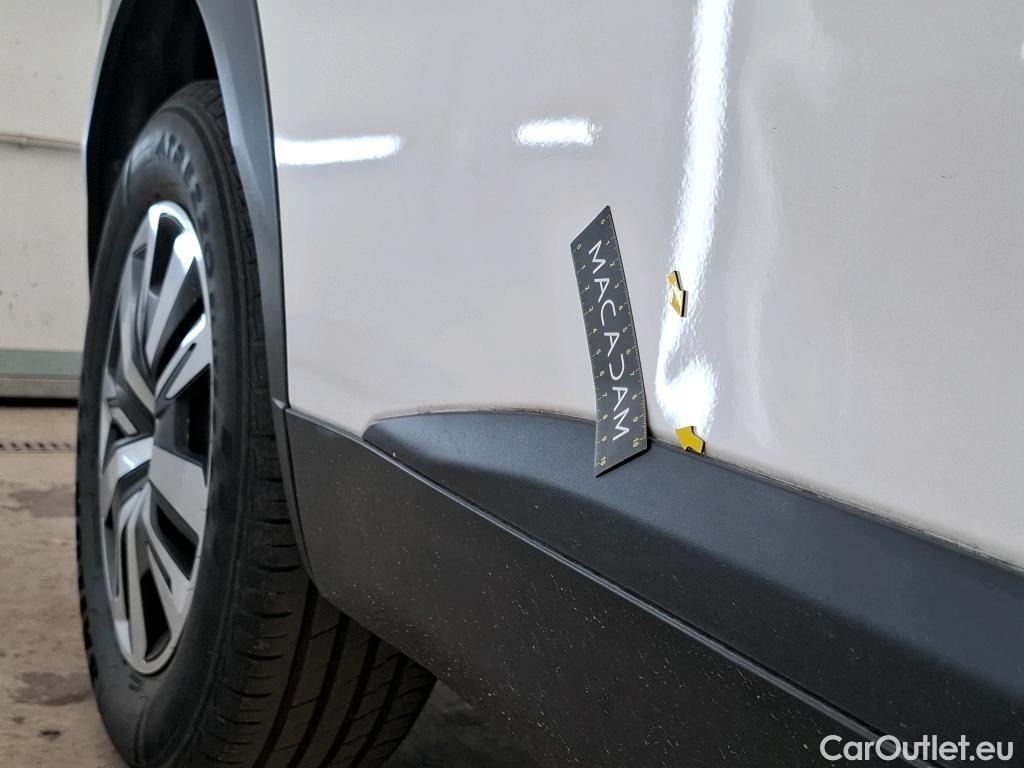  Peugeot  2008  Active Business 1.2 PureTech 100CV BVM6 E6d #77
