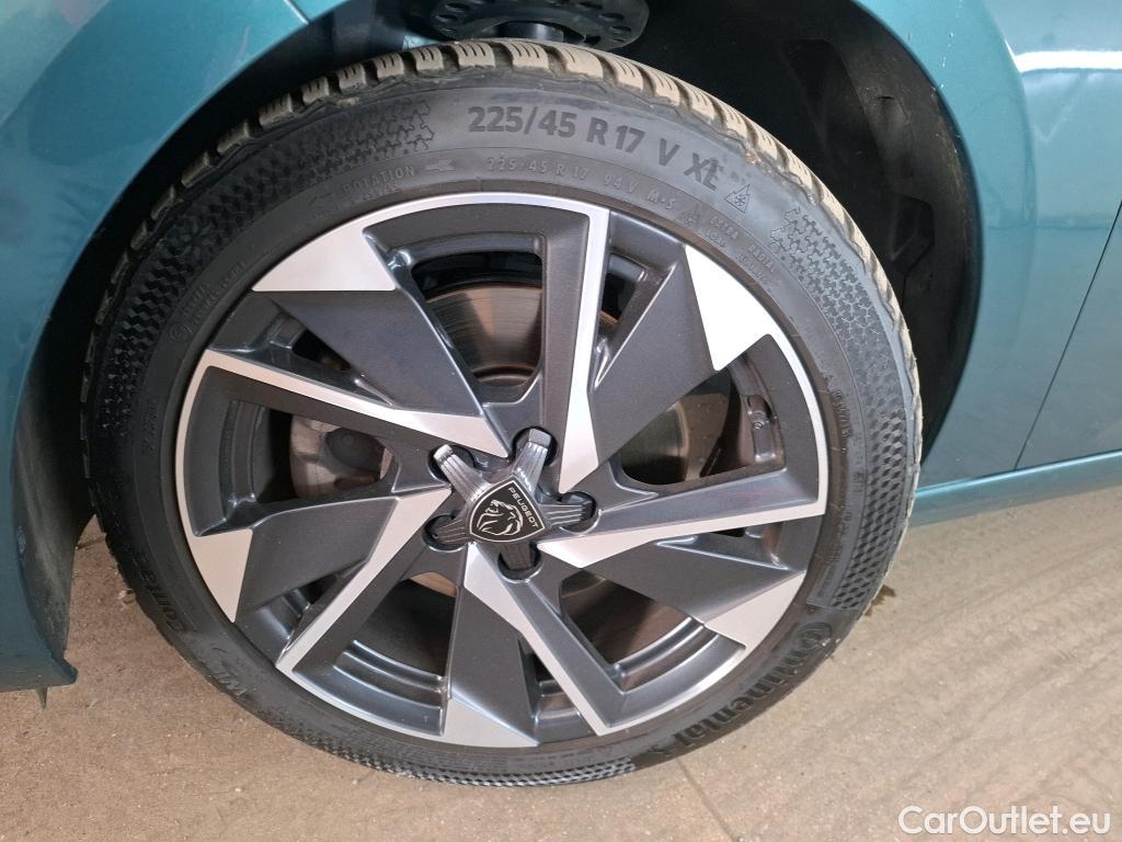  Peugeot  308  SW Allure Pack 1.2 PureTech 130CV BVA8 E6d #3
