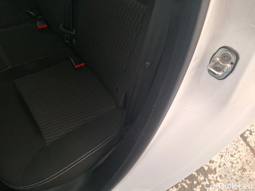  Peugeot  208 PEUGEOT  5p Berline Puretech 82 ACTIVE #9