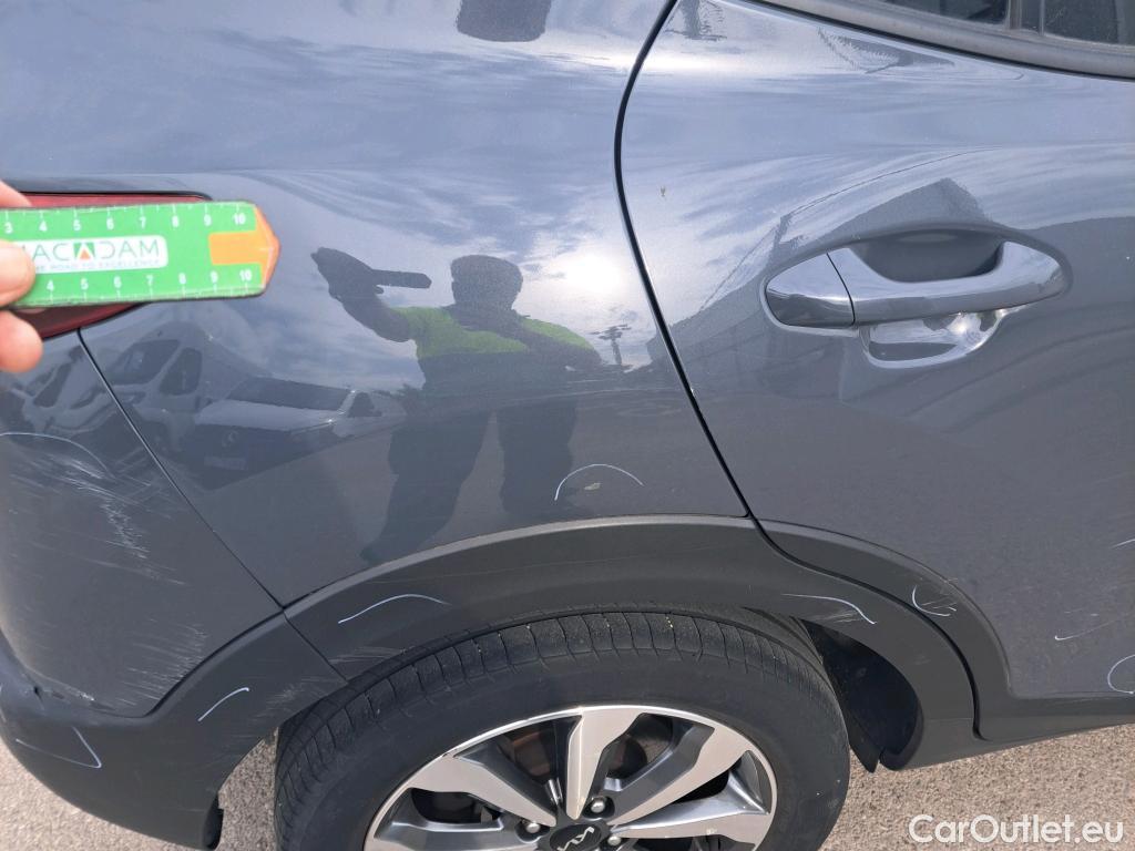  KIA  STONIC KIA  / 2017 / 5P / todoterreno 1.0 T-GDi 74kW (100CV) MHEV iMT Concept #6