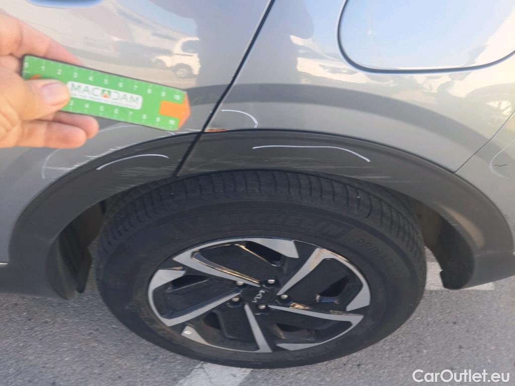  KIA  Sportage KIA  1.6 T-GDi MHEV Drive 4x2 150 CV #91