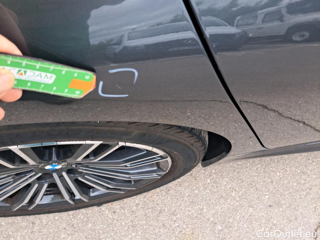  Bmw  Serie 3 BMW  / 2019 / 5P / familiar 330e xDrive Touring #21