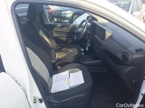  Hyundai  i10 HYUNDAI  / 2020 / 5P / berlina con portón 1.0 Essence #6