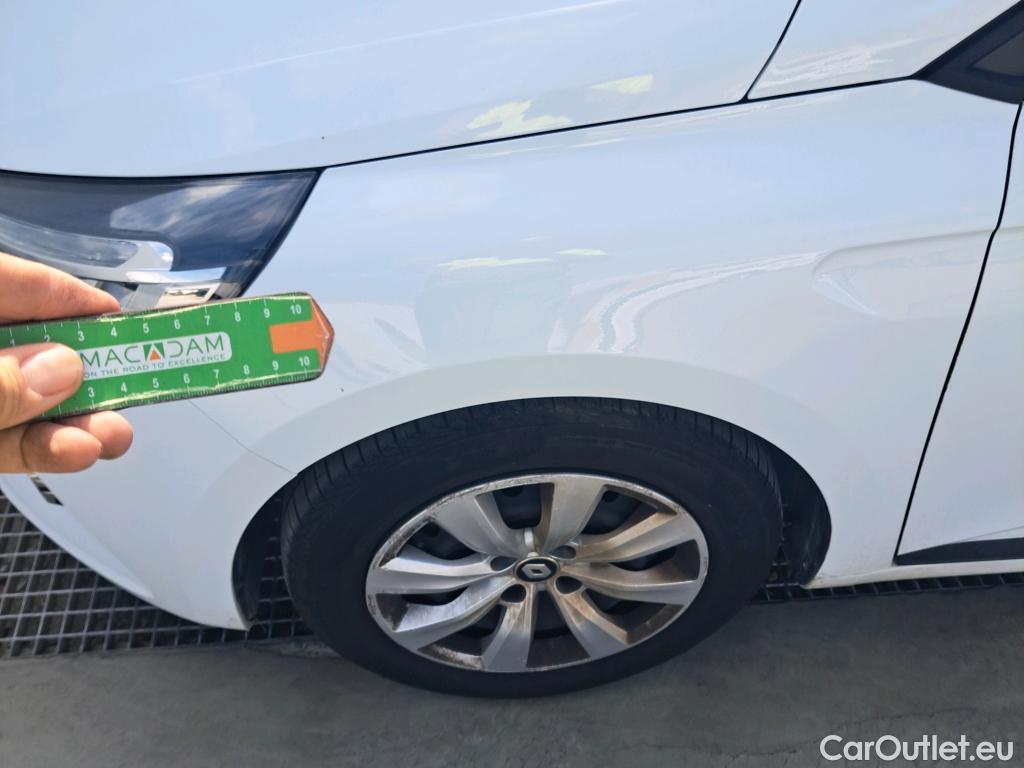  Renault  Clio RENAULT  / 2019 / 5P / berlina con portón Business TCe 74 kW (100CV) GLP #12