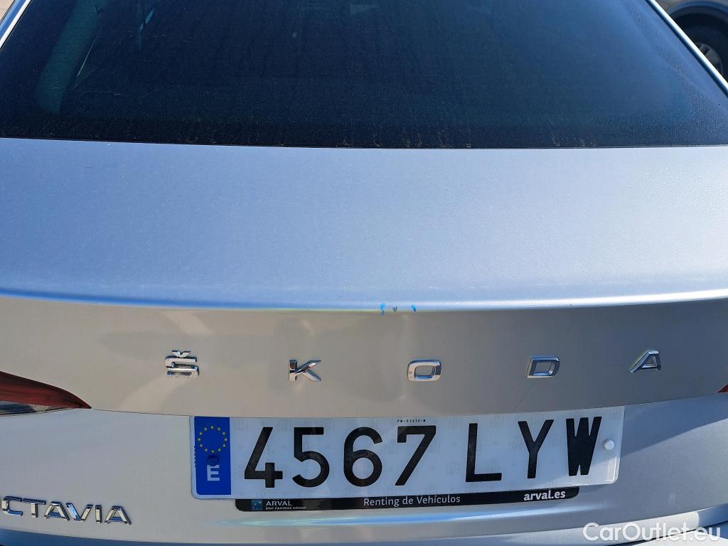  Skoda  Octavia SKODA  2.0 TDI 115 CV Manual Ambition #5
