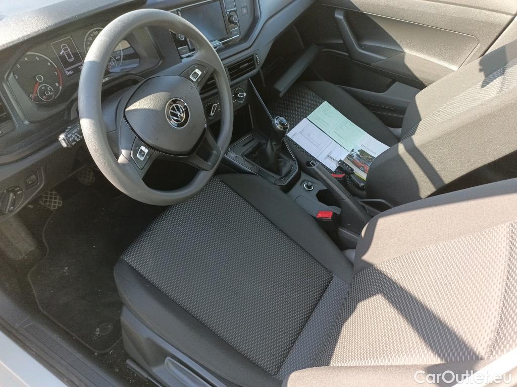  Volkswagen  Polo VOLKSWAGEN  / 2017 / 5P / berlina con portón Edition 1.0 59kW (80CV) #14