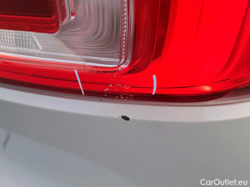  Volvo  XC 40 VOLVO XC40 / 2017 / 5P / todoterreno 1.5 T3 R-Design Auto #36