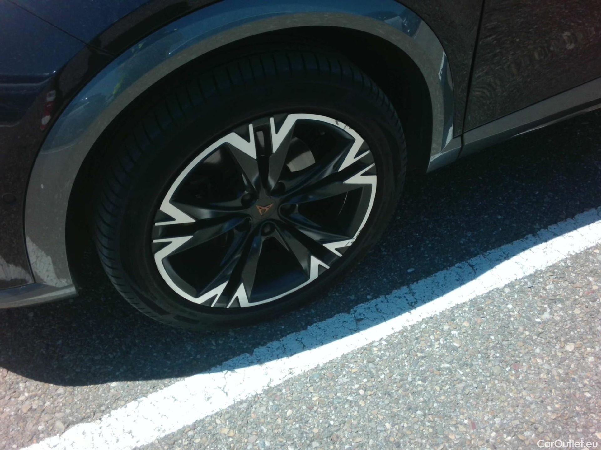  Cupra  Formentor CUPRA  / 2020 / 5P / todoterreno 1.5 TSI 110kW (150 CV) DSG #5