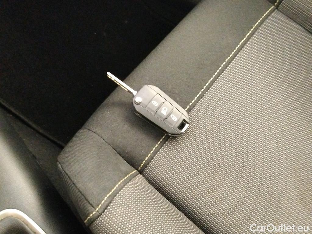  Citroen  C3 CITROEN  PureTech 110 CV Feel Pack  #1