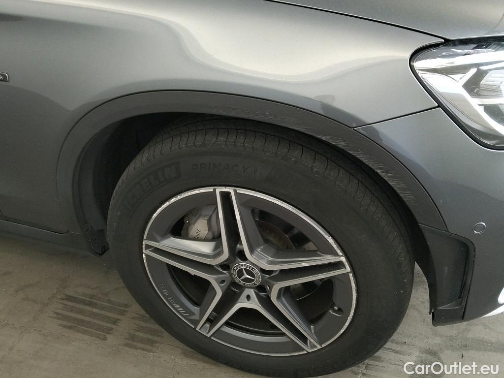  Mercedes  G-Klasee MERCEDES-BENZ Clase GLC 300 de 4MATIC 195 CV #18