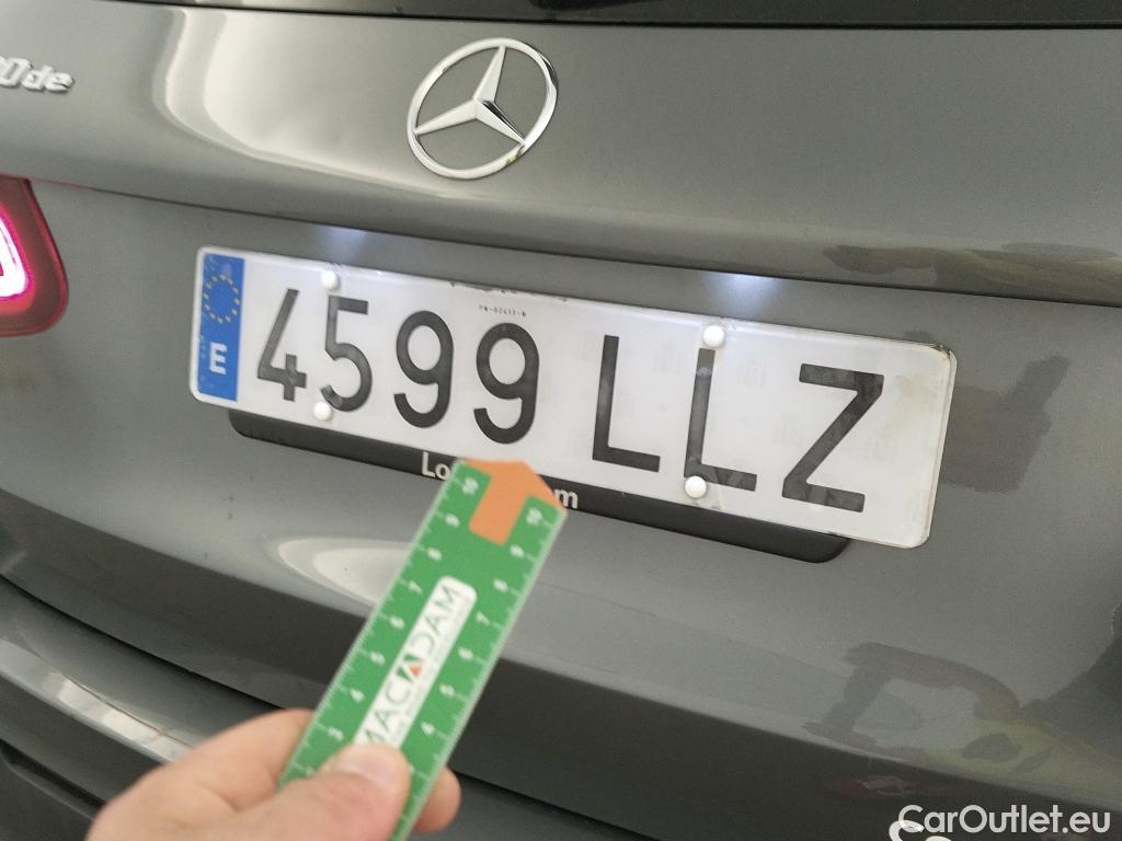  Mercedes  G-Klasee MERCEDES-BENZ Clase GLC 300 de 4MATIC 195 CV #17