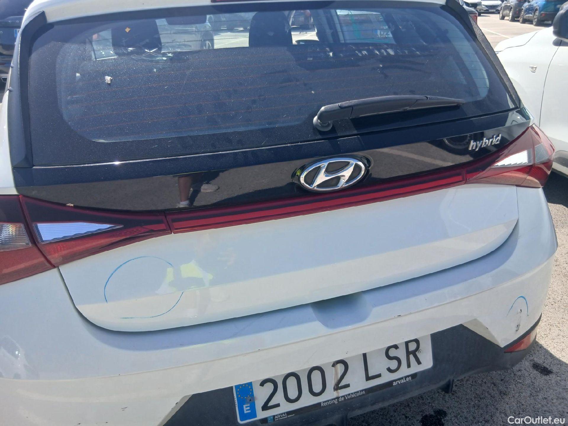  Hyundai  i20 HYUNDAI  / 2020 / 5P / berlina con portón 1.0 TGDI 74kW (100CV) 48V Essence #21