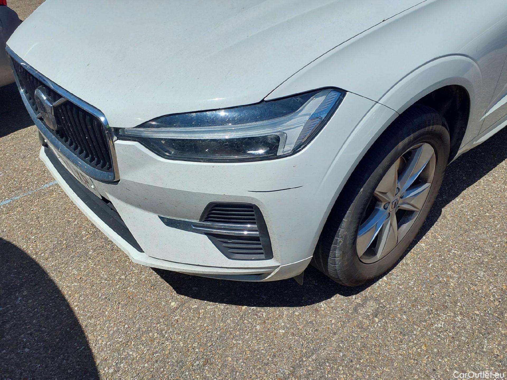  Volvo  XC60 VOLVO  / 5P / 2.0 B4 D Momentum Pro Auto 200 CV #6