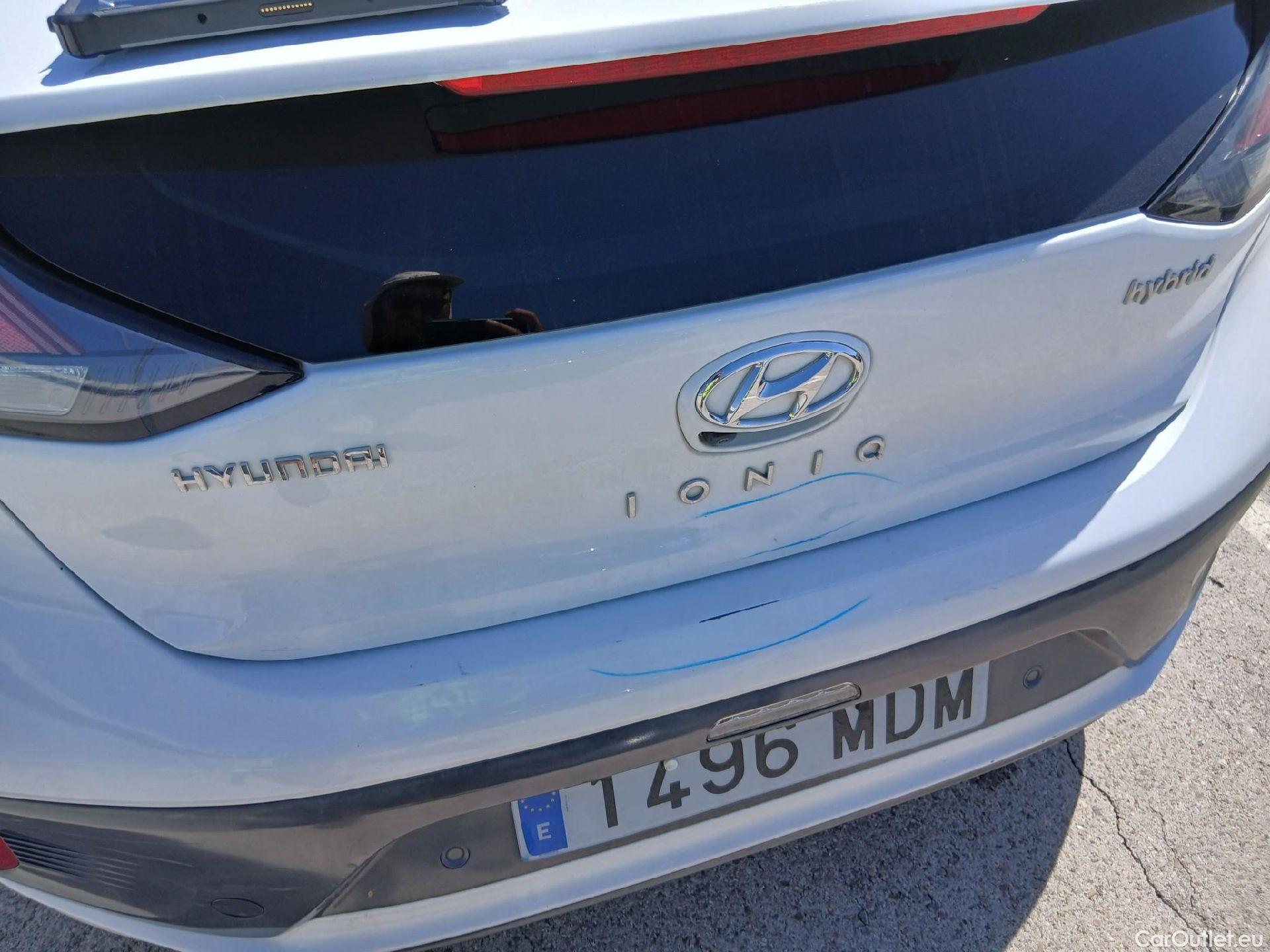 Hyundai   Ioniq HYUNDAI 1.6 GDI HEV Tecno DCT 140 CV #19