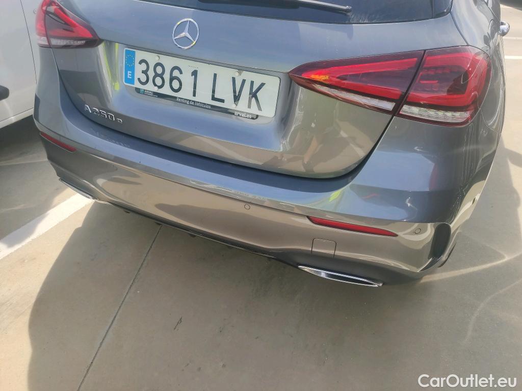  Mercedes  A-Klasse MERCEDES-BENZ Clase A / 5P / 250 e 220 CV 11 kWh #21