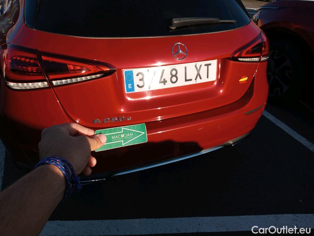  Mercedes  A-Klasse MERCEDES-BENZ Clase A 250 e 220 CV 11 kWh #Opcionales 7300 €# #22
