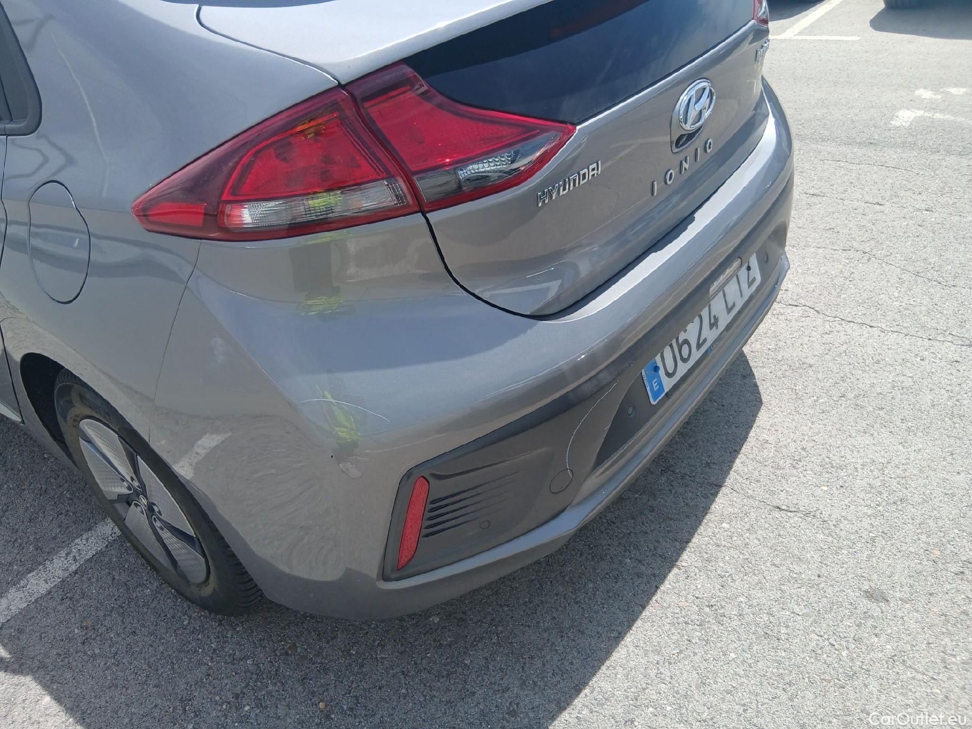  Hyundai   Ioniq HYUNDAI / 2019 / 5P / berlina con portón 1.6 GDI HEV Klass DCT #14