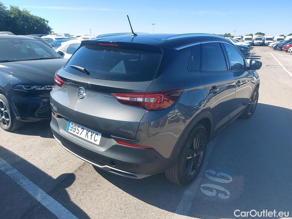  Opel   Grandland X OPEL / 2017 / 5P / todoterreno 1.2 Turbo Design Line 120 Aniversa. Auto #6