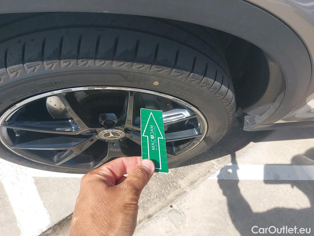  Mercedes  G-Klasee MERCEDES Clase GLC 300 de 4Matic AMG 2.0 Line 305CV AT9 E6d #Opcionales 8980€# #2