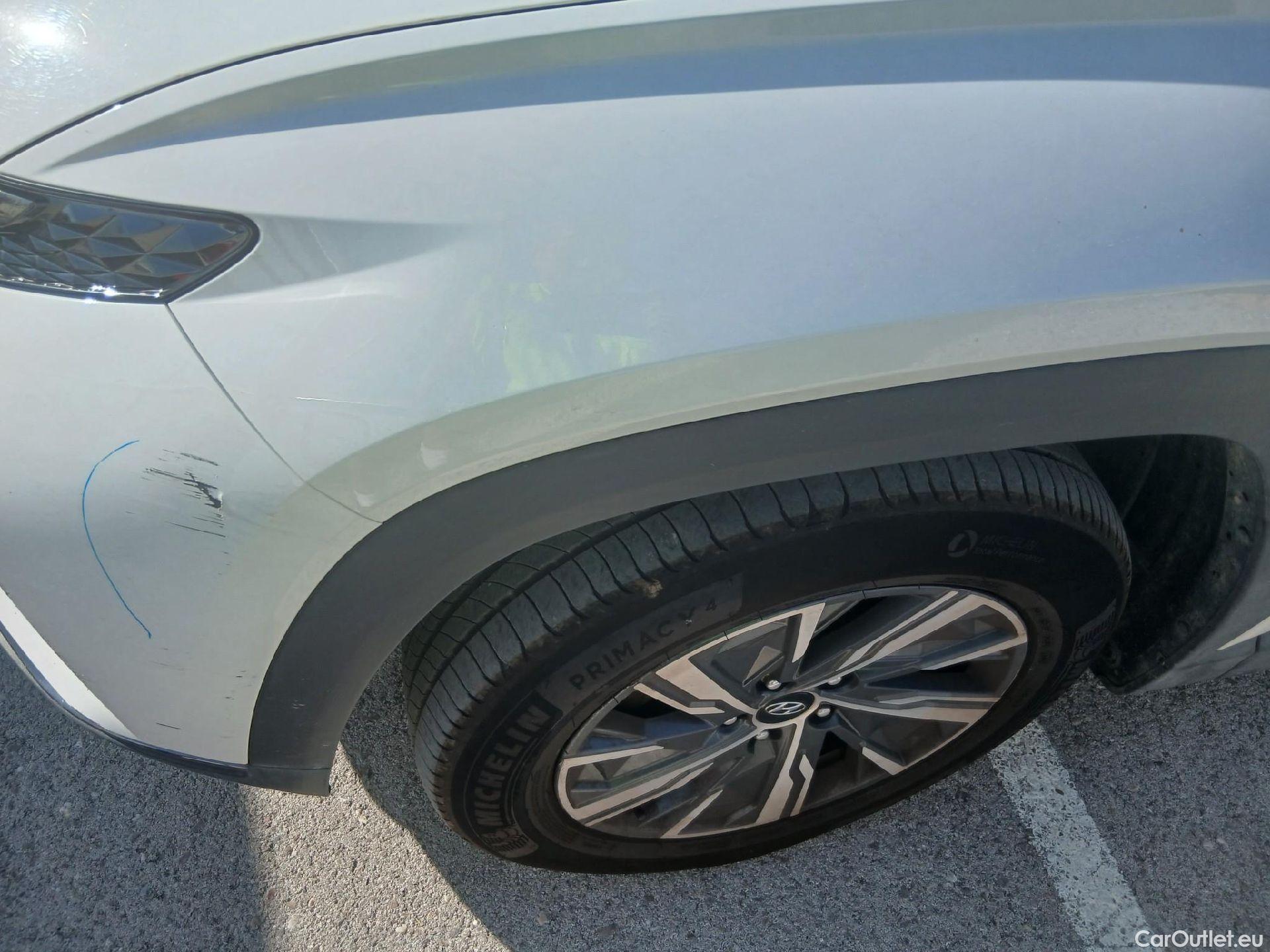  Hyundai  Tucson HYUNDAI  / 5P / 1.6 CRDI 136 CV Maxx #17