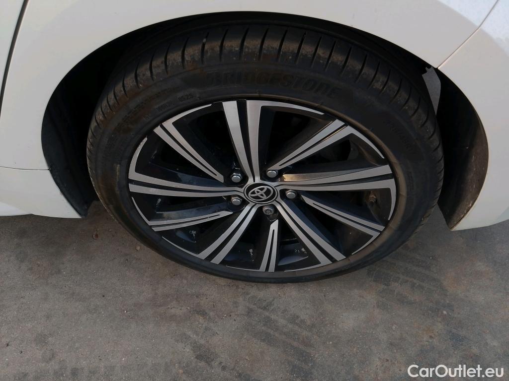  Toyota  Corolla TOYOTA  / 2020 / 5P / berlina con portón 2.0 180H STYLE E-CVT #7
