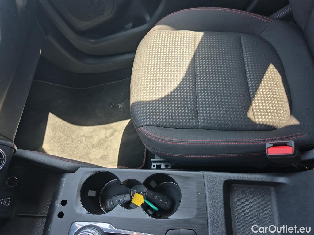  Ford  Kuga FORD  / 2019 / 5P / todoterreno ST-Line 2.5 Duratec FHEV 140kW 4x4 Auto #17