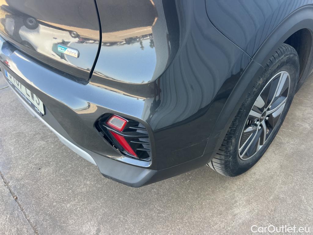  KIA  Niro KIA  / 2019 / 5P / crossover 1.6 GDi HEV 104kW (141CV) Concept #25