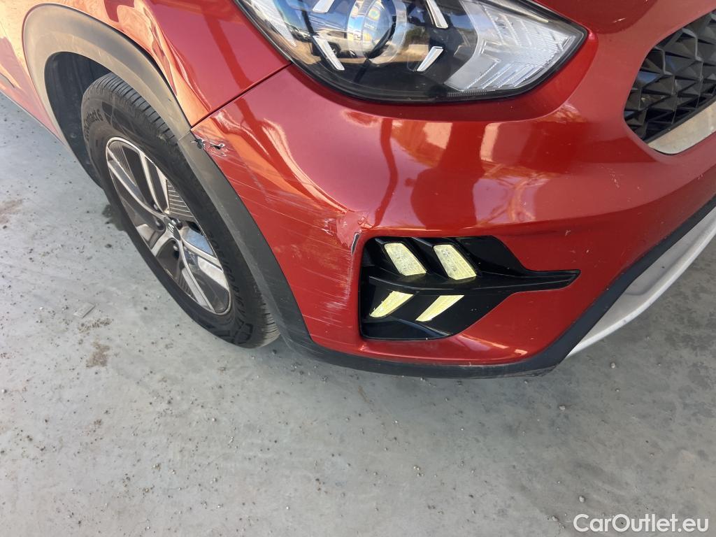  KIA  Niro KIA  / 2019 / 5P / crossover 1.6 GDi HEV 104kW (141CV) Drive #22