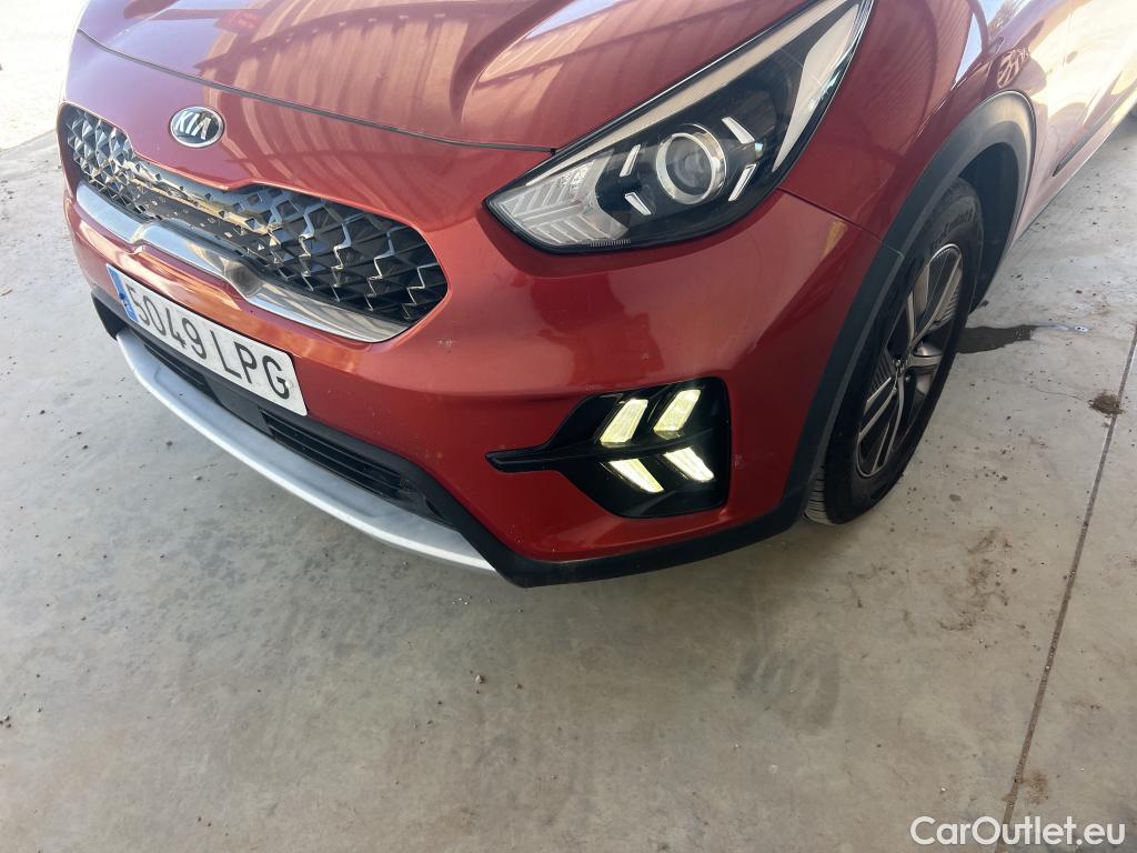  KIA  Niro KIA  / 2019 / 5P / crossover 1.6 GDi HEV 104kW (141CV) Drive #20