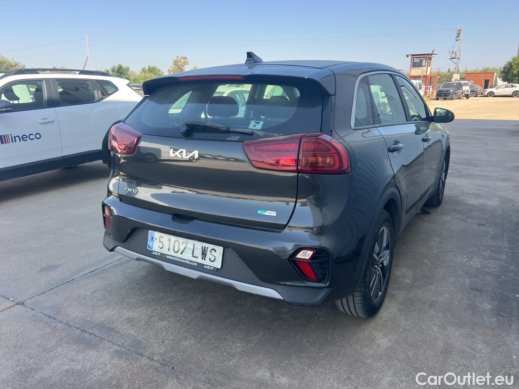 KIA  Niro KIA  / 2019 / 5P / crossover 1.6 GDi HEV 104kW (141CV) Concept #24